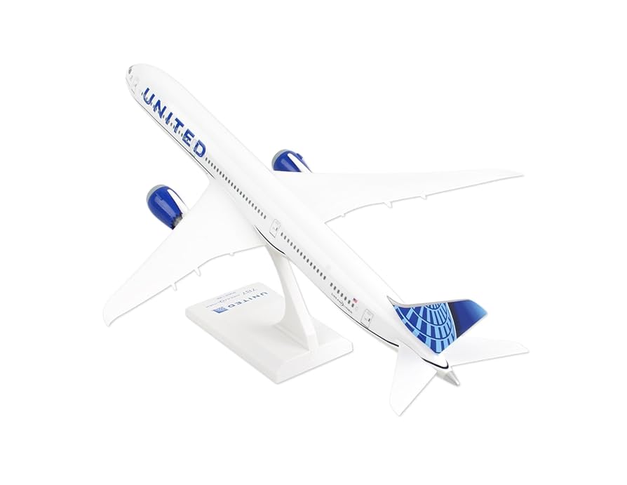 Amazon.com: Daron SkyMarks United 787-10 1/200 New Livery